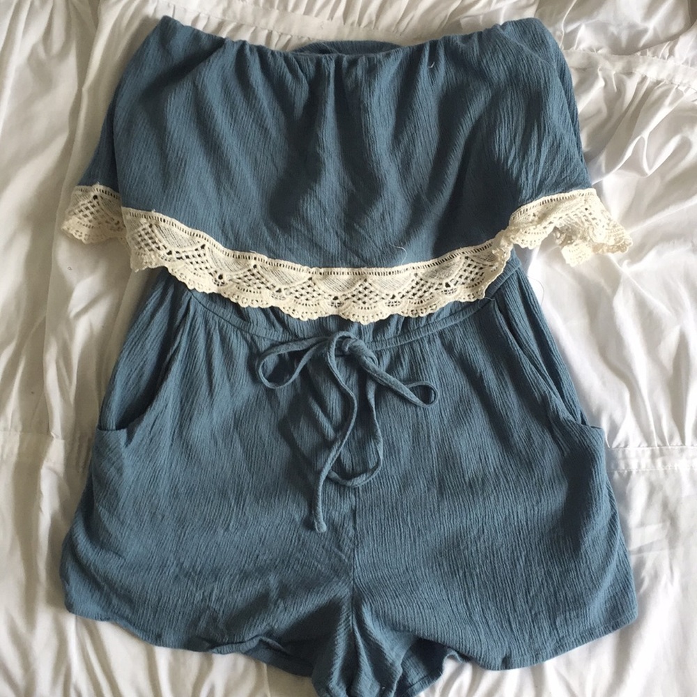 Strapless lace romper